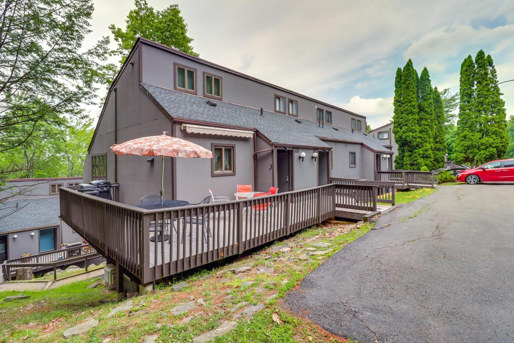 Fantastic Tannersville Townhome With Epic Views Exterior photo