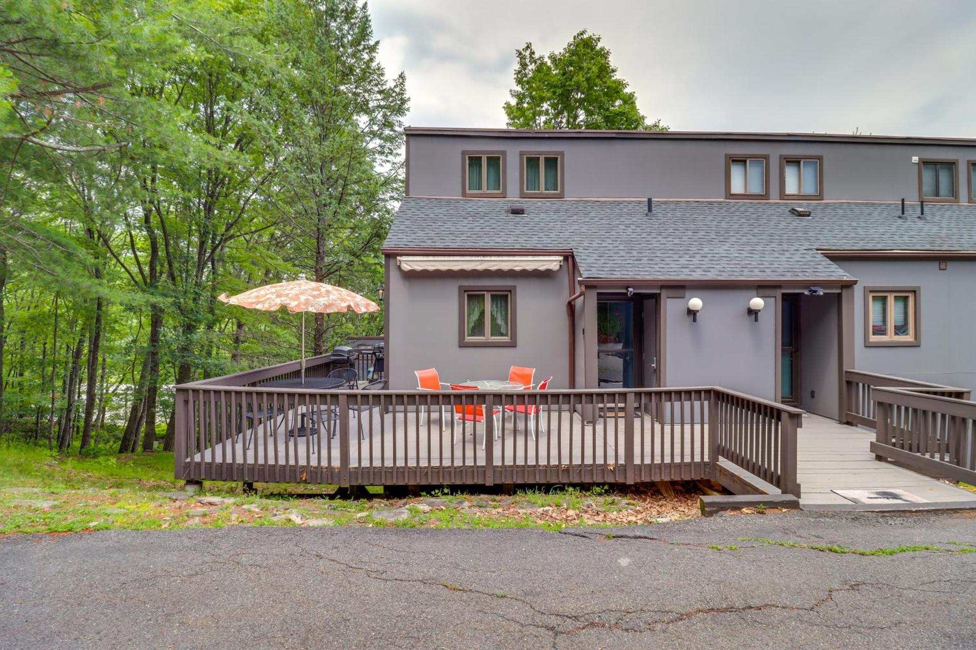 Fantastic Tannersville Townhome With Epic Views Exterior photo