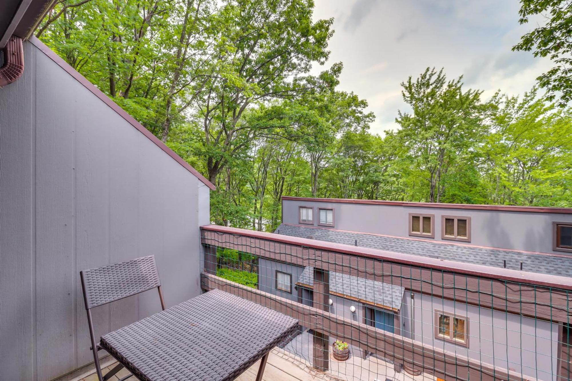 Fantastic Tannersville Townhome With Epic Views Exterior photo